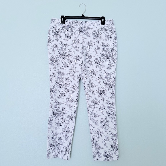 Mario Serrani Pants - Mario Serrani Italy White & Blue Floral Print Comfort Stretch Pants